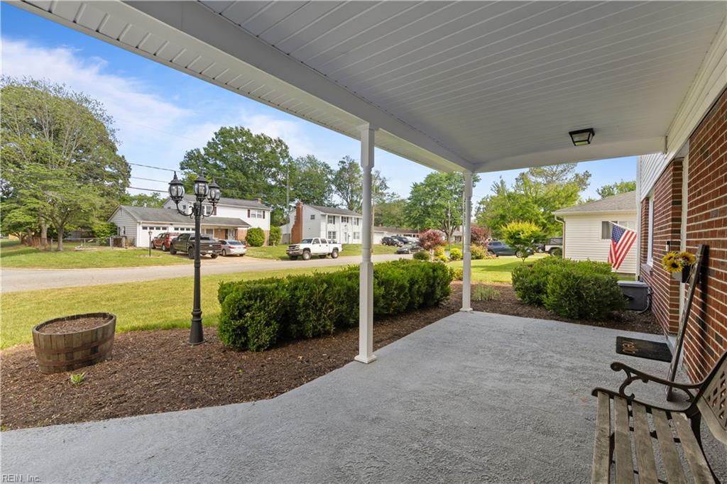 245 Capot RD