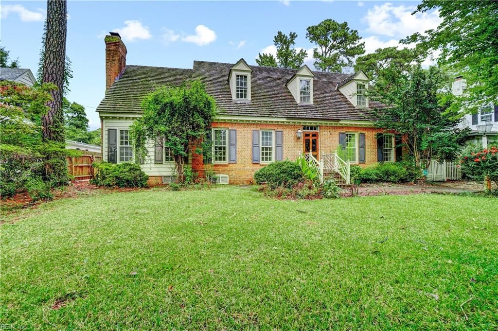 Photo of 1310 Cloncurry Road, Norfolk, VA 23505 (MLS # 10602664)