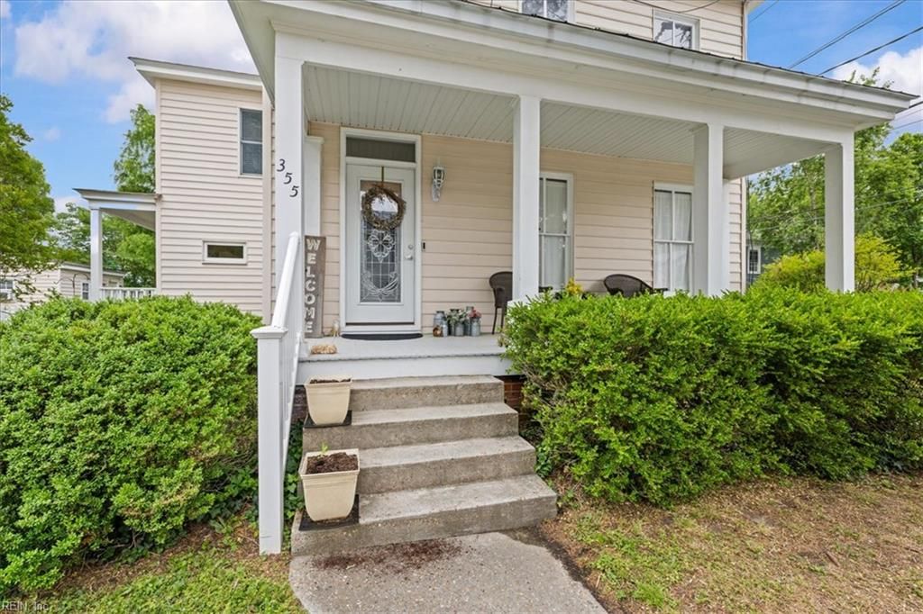 Photo of 355 Grace Street, Smithfield, VA 23430 (MLS # 10634579)