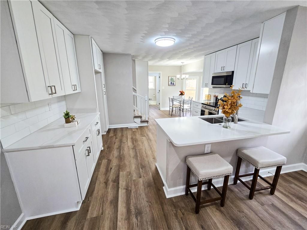 Photo of 228 Oakengate Turn, Virginia Beach, VA 23462 (MLS # 10613113)