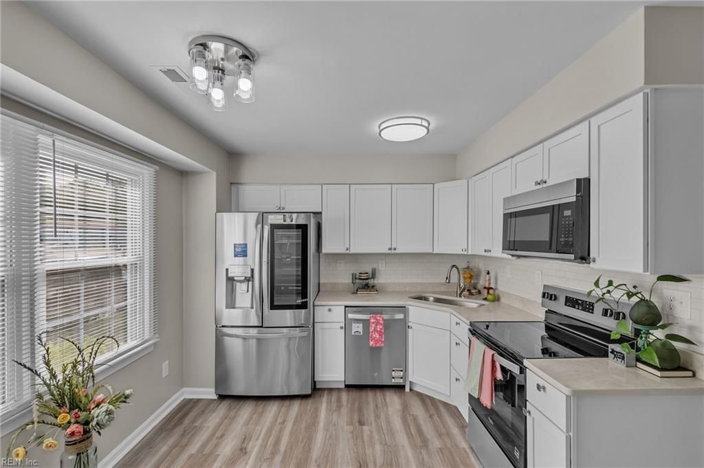 Photo of 1984 Woodgate Arch, Chesapeake, VA 23322 (MLS # 10630209)