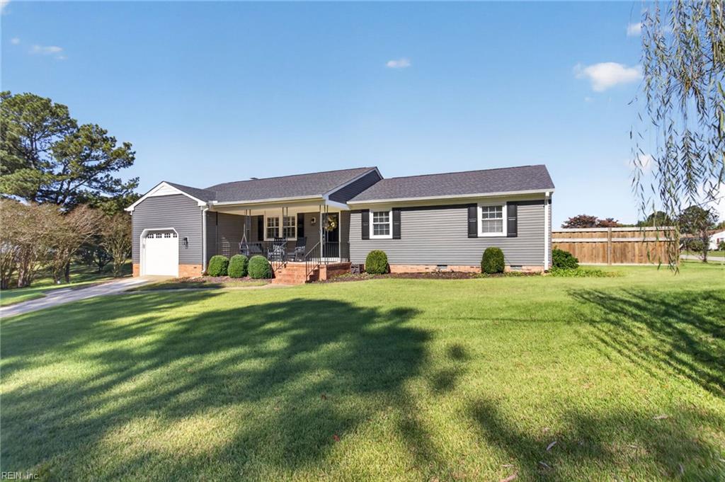 Photo of 200 Mercer Street, Smithfield, VA 23430 (MLS # 10657867)