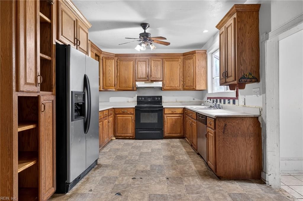 Photo of 109 St James Avenue, Suffolk, VA 23434 (MLS # 10620014)