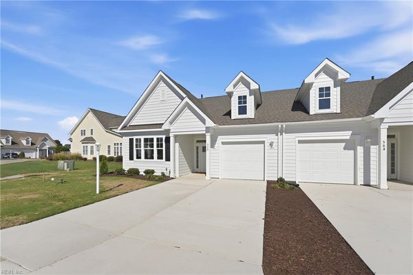 553 WATER CREST CIR, ELIZABETH CITY, NC 27909 - Image b59c1cc6eb57047a4bdf0730a2c6b2fe/318862490