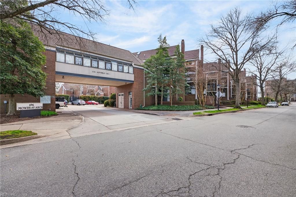 Photo of 696 Mowbray Arch #440, Norfolk, VA 23507 (MLS # 10625412)