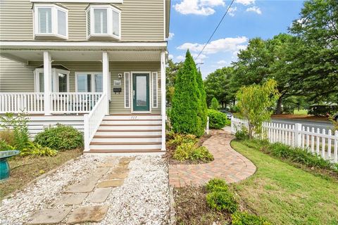 727 Tazewell AVE Cape Charles VA 23310