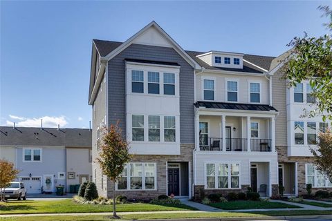 Photo of 1409 Independence Boulevard, Newport News, VA 23608 (MLS # 10607675)