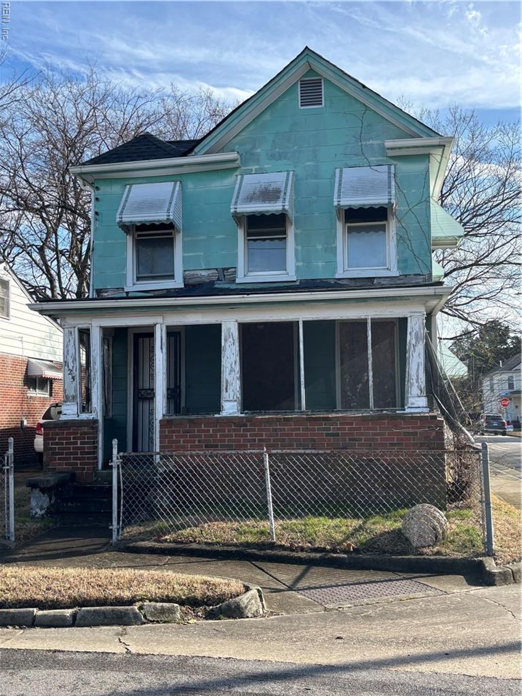 Photo of 1125 Logan Street, Norfolk, VA 23501 (MLS # 10621009)