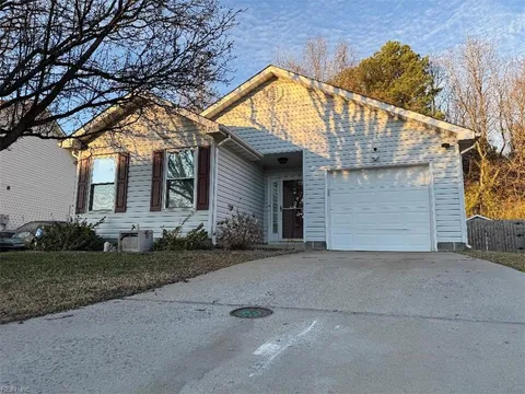 216 Greenfield Crescent, Suffolk, VA 23434 - #: 10571484