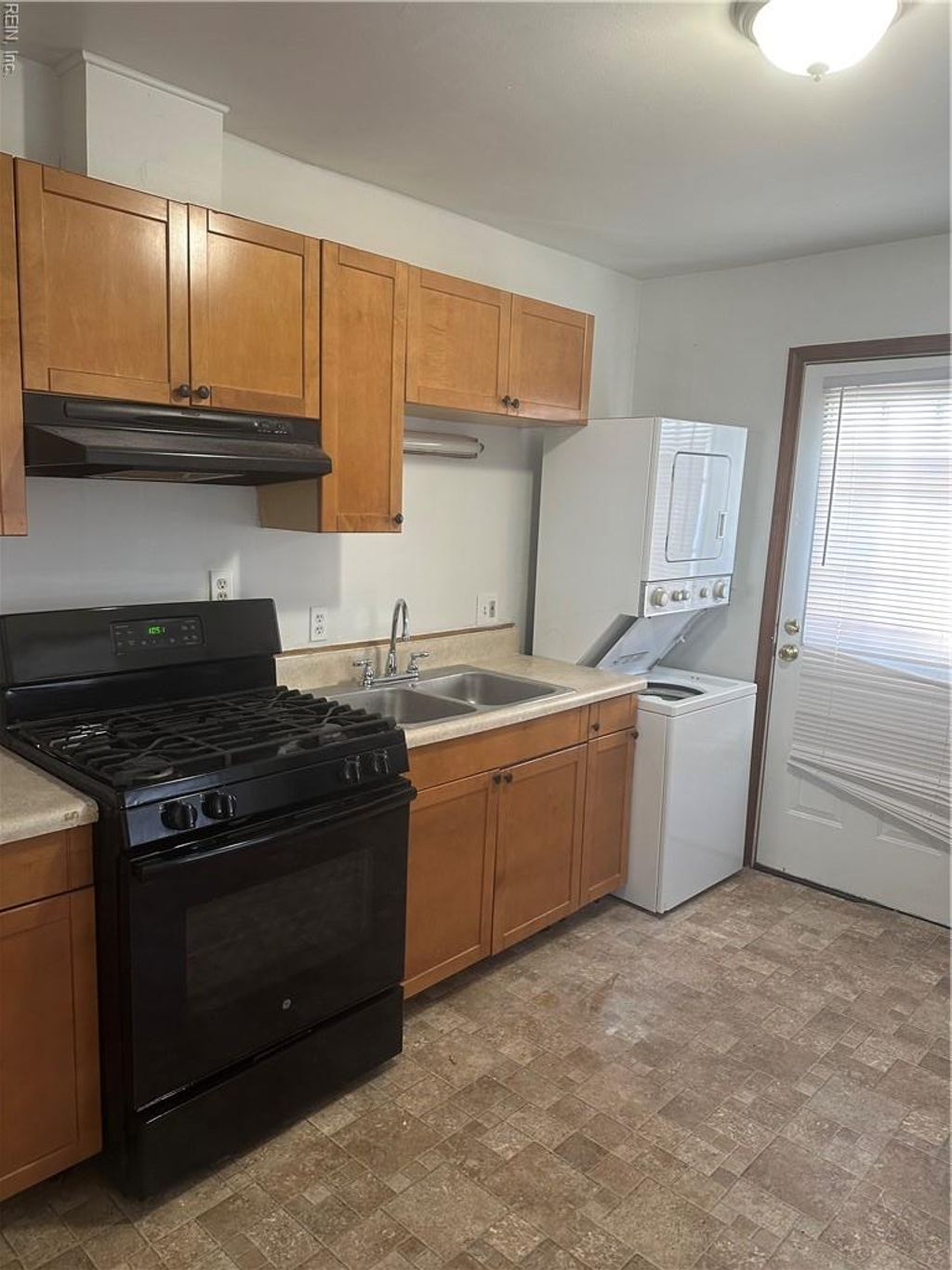 Photo of 1113 Matthew Henson Street, Norfolk, VA 23505 (MLS # 10617125)