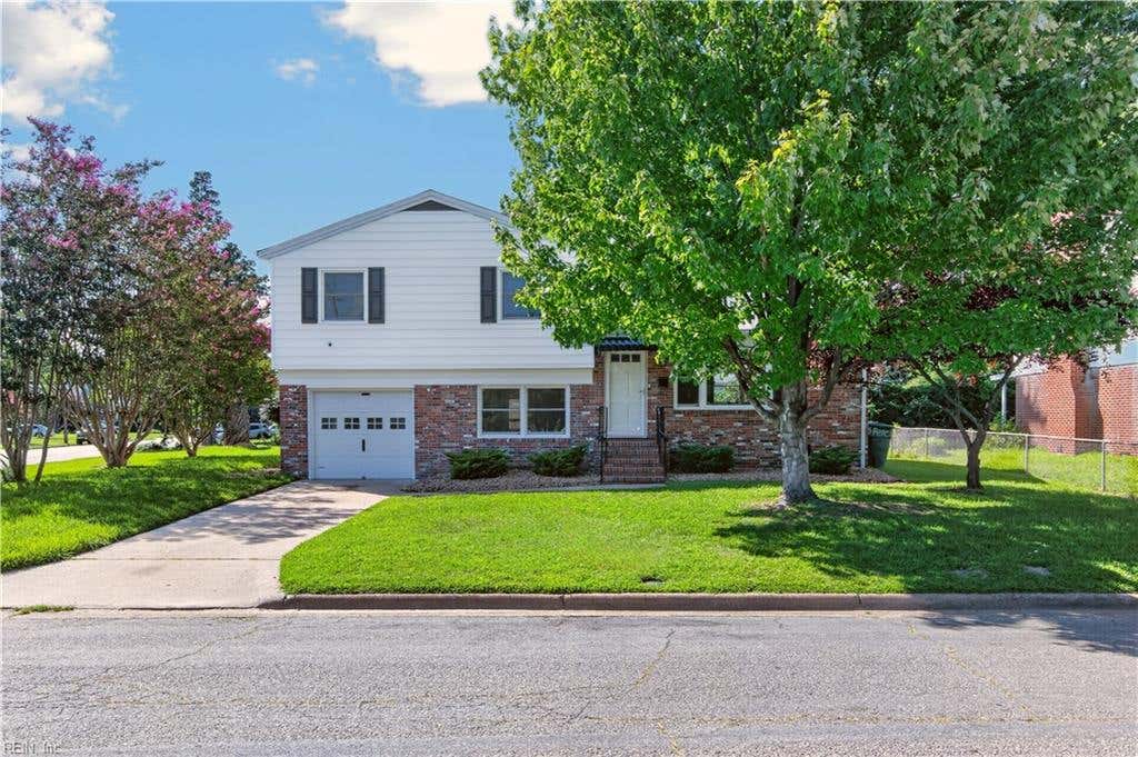 Photo of 40 Southwind Drive, Hampton, VA 23669 (MLS # 10648411)