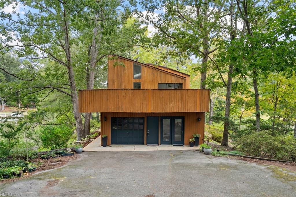 Photo of 625 Heron Point Circle, Virginia Beach, VA 23452 (MLS # 10654494)