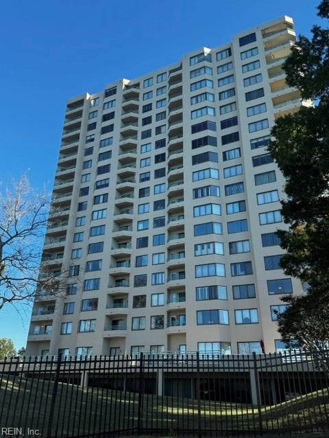 Photo of 7501 River Road #11D, Newport News, VA 23607 (MLS # 10656624)