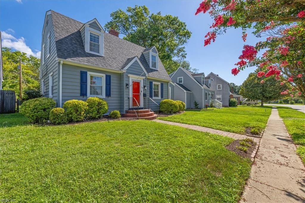 Photo of 118 Braddock Road, Hampton, VA 23669 (MLS # 10644709)