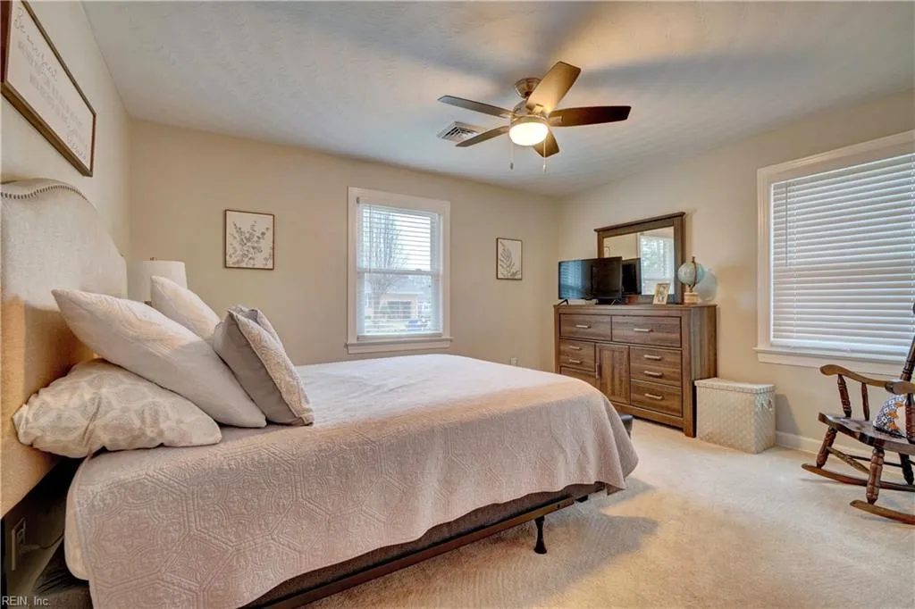 Portsmouth, Virginia 23701, United States, 3 Bedrooms Bedrooms, ,2 BathroomsBathrooms,Residential,Pending,7557