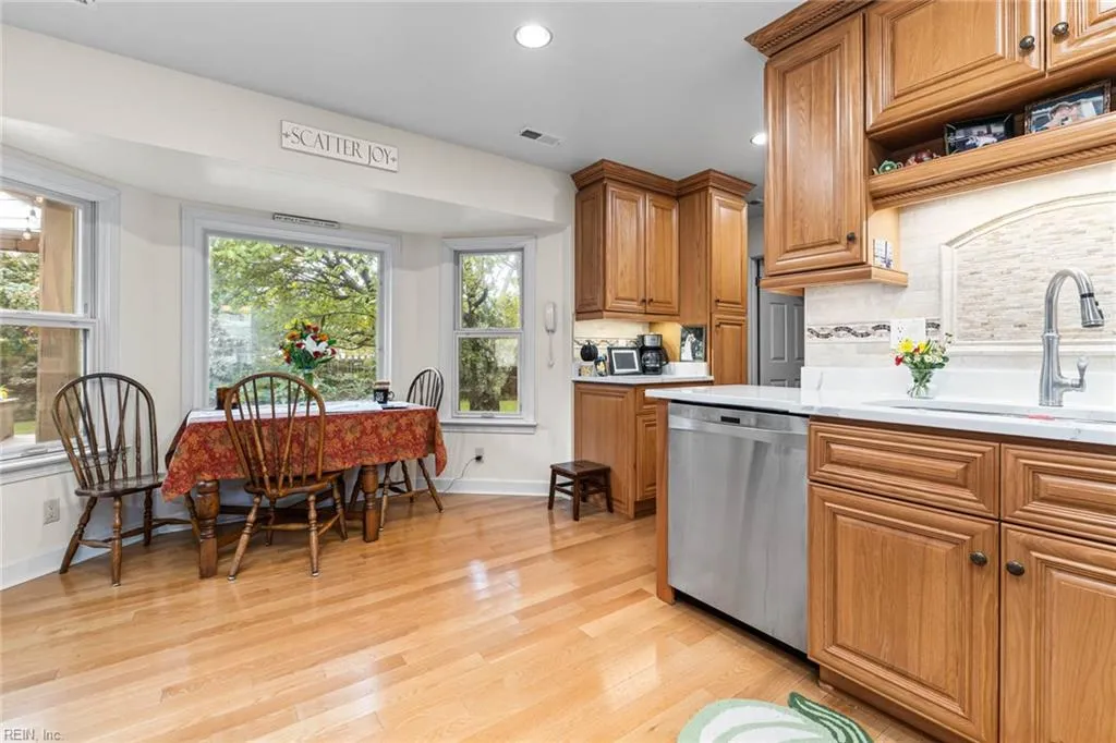 Virginia Beach, Virginia 23464, United States, 3 Bedrooms Bedrooms, ,2 BathroomsBathrooms,Residential,Active,237436