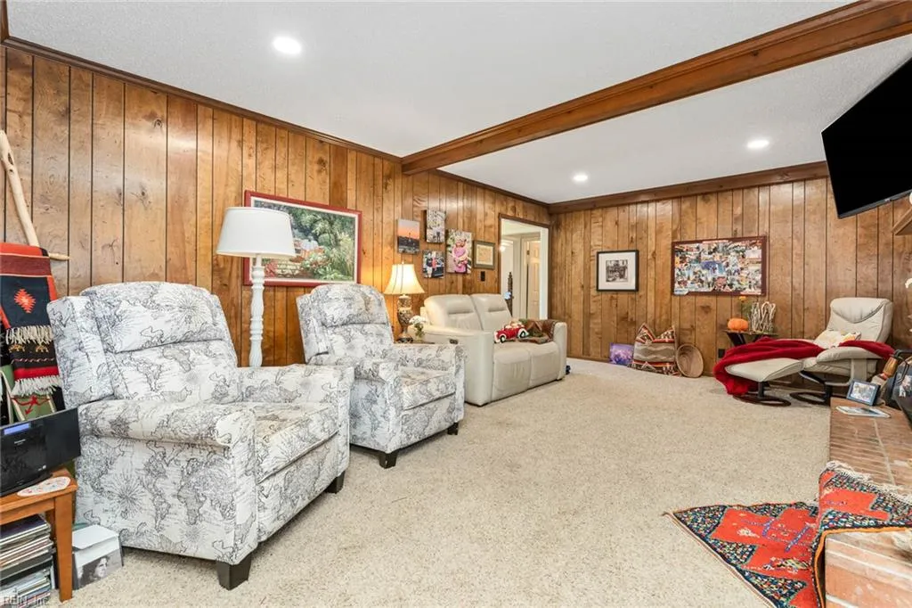 Virginia Beach, Virginia 23464, United States, 3 Bedrooms Bedrooms, ,2 BathroomsBathrooms,Residential,Active,237436