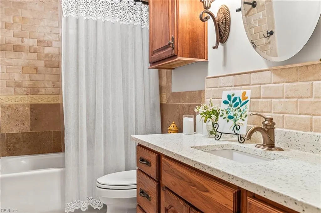 Virginia Beach, Virginia 23464, United States, 3 Bedrooms Bedrooms, ,2 BathroomsBathrooms,Residential,Active,237436