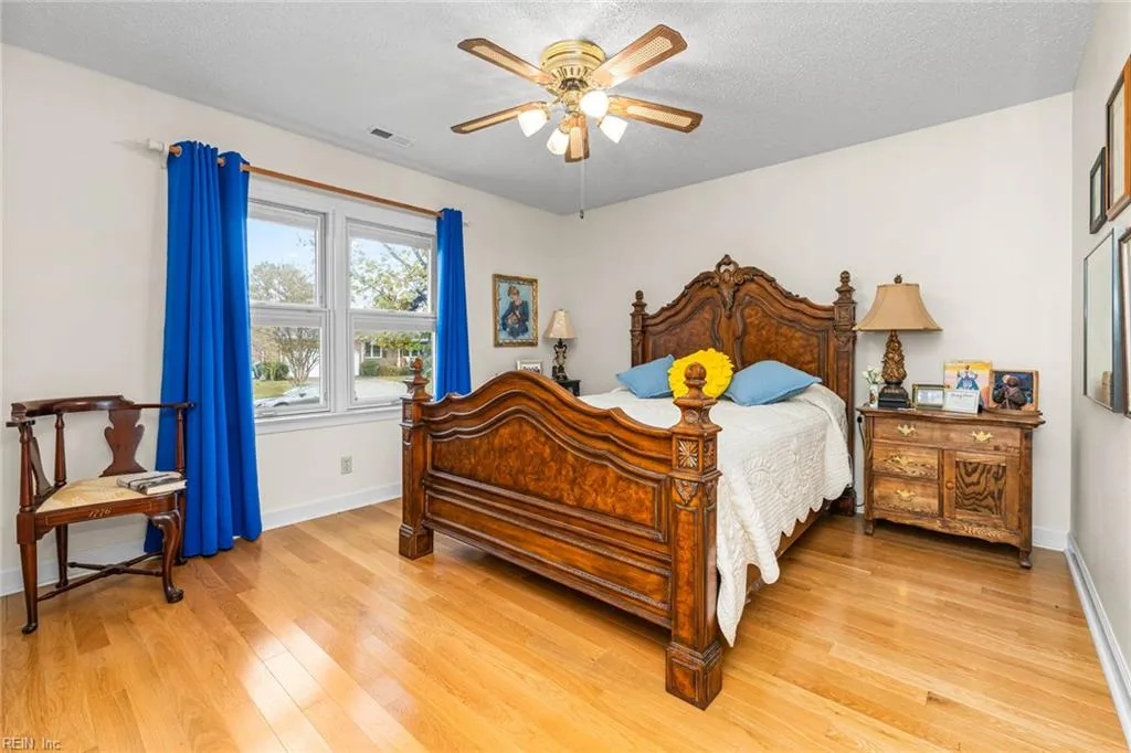 Virginia Beach, Virginia 23464, United States, 3 Bedrooms Bedrooms, ,2 BathroomsBathrooms,Residential,Active,237436