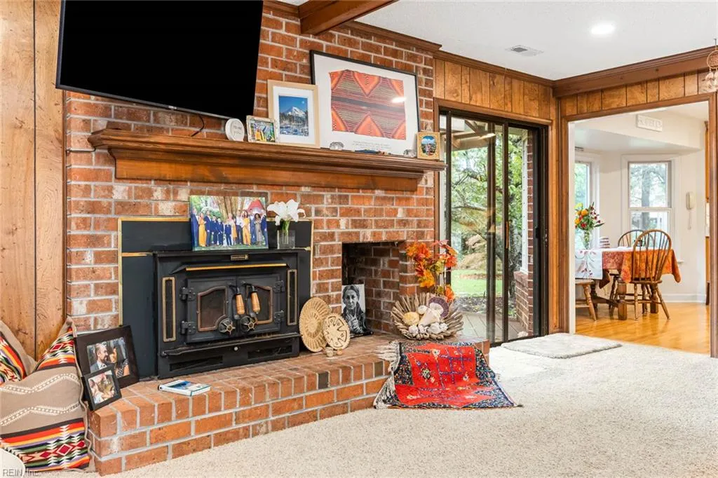 Virginia Beach, Virginia 23464, United States, 3 Bedrooms Bedrooms, ,2 BathroomsBathrooms,Residential,Active,237436