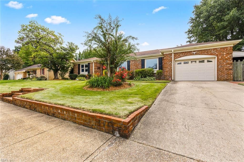 Photo of 5275 Beaumont Drive, Virginia Beach, VA 23464 (MLS # 10608413)