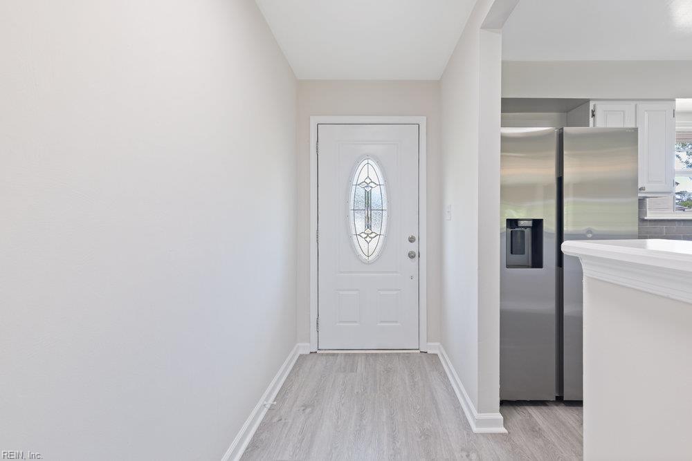 2609 Luzerne CIR