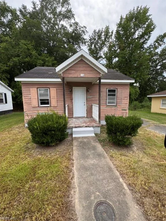 104 South Street, Wakefield, VA, 23888