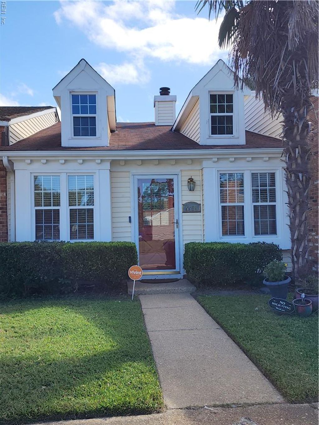 Photo of 5589 Baccalaureate Drive, Virginia Beach, VA 23462 (MLS # 10604919)