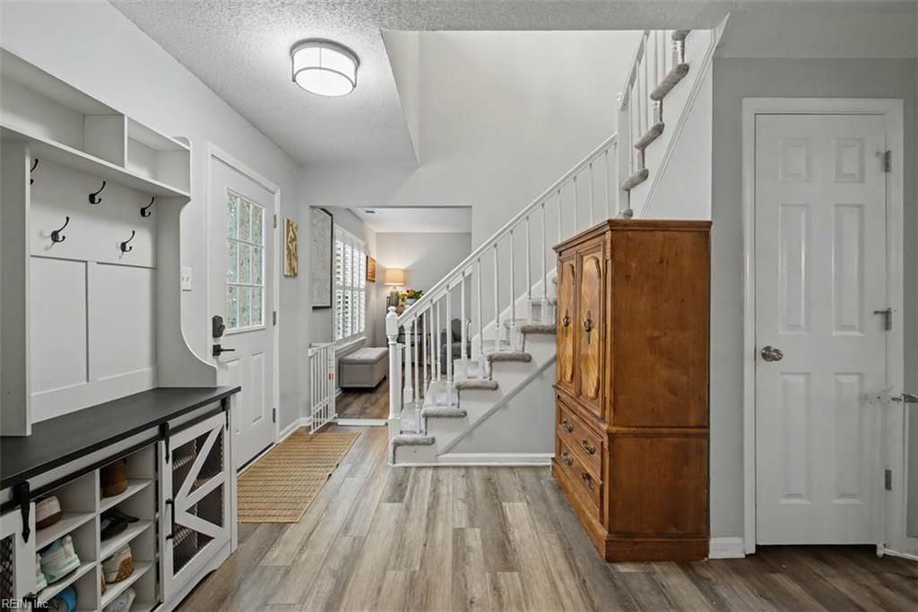 Photo of 2521 Alleghany Loop, Virginia Beach, VA 23456 (MLS # 10623712)