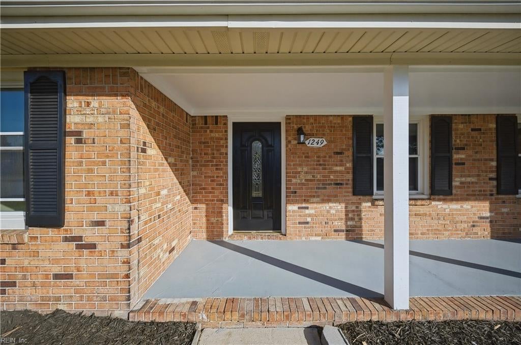 Photo of 1249 E Eva Boulevard, Chesapeake, VA 23320 (MLS # 10659952)