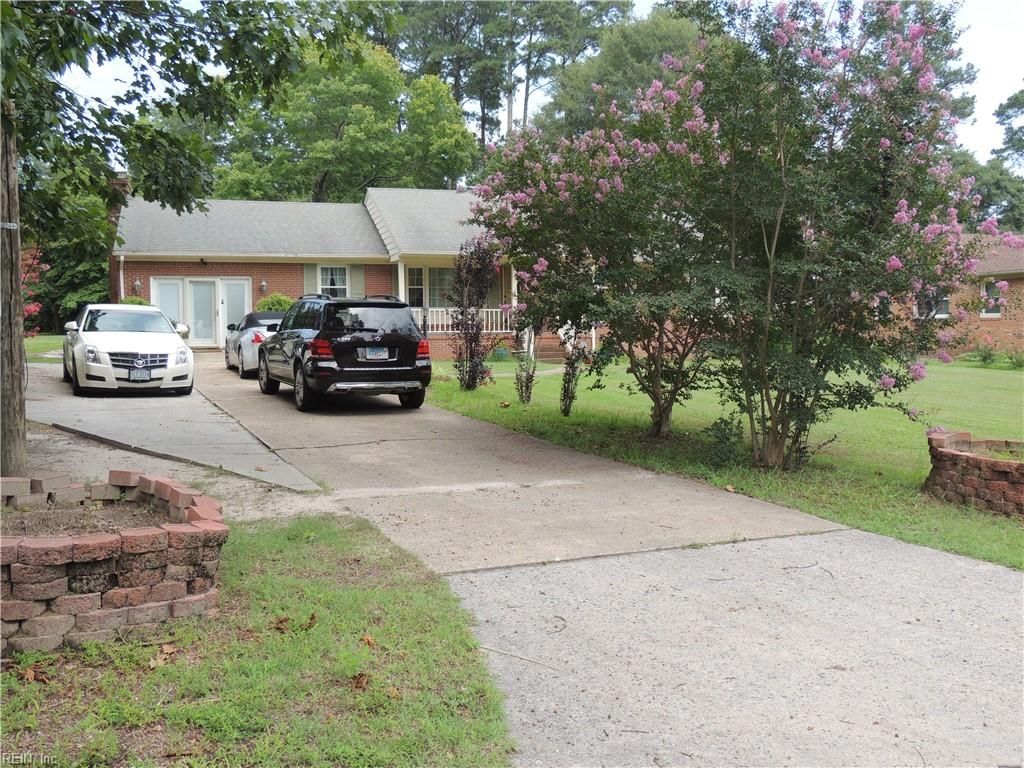 Photo of 204 Holly Cove Street, Franklin, VA 23851 (MLS # 10646035)