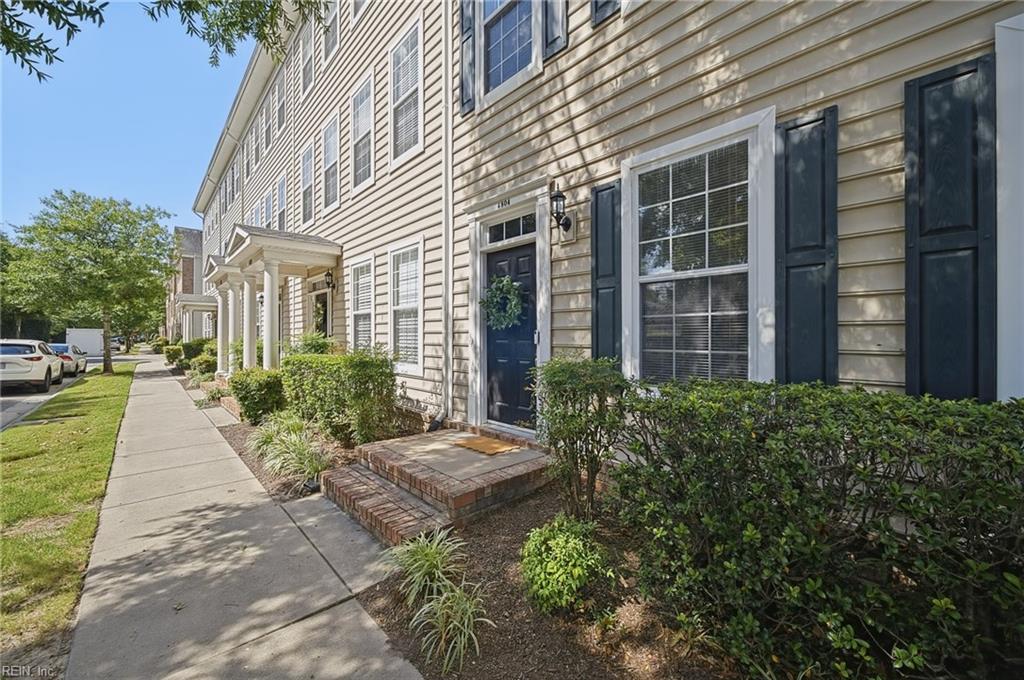 Photo of 4804 Almandine Avenue, Virginia Beach, VA 23462 (MLS # 10654245)