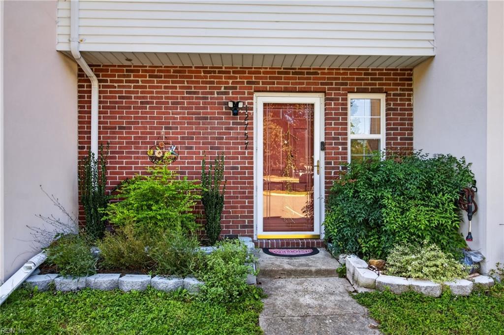 Photo of 12757 Woodside Lane, Newport News, VA 23602 (MLS # 10657188)