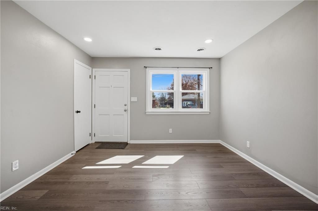 Photo of 1515 Linden Avenue, Chesapeake, VA 23325 (MLS # 10624647)