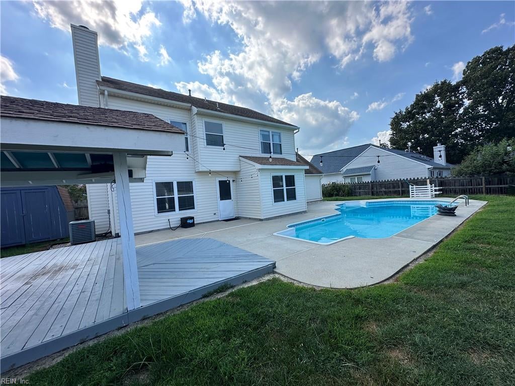Photo of 904 Gideon Road, Virginia Beach, VA 23454 (MLS # 10652028)