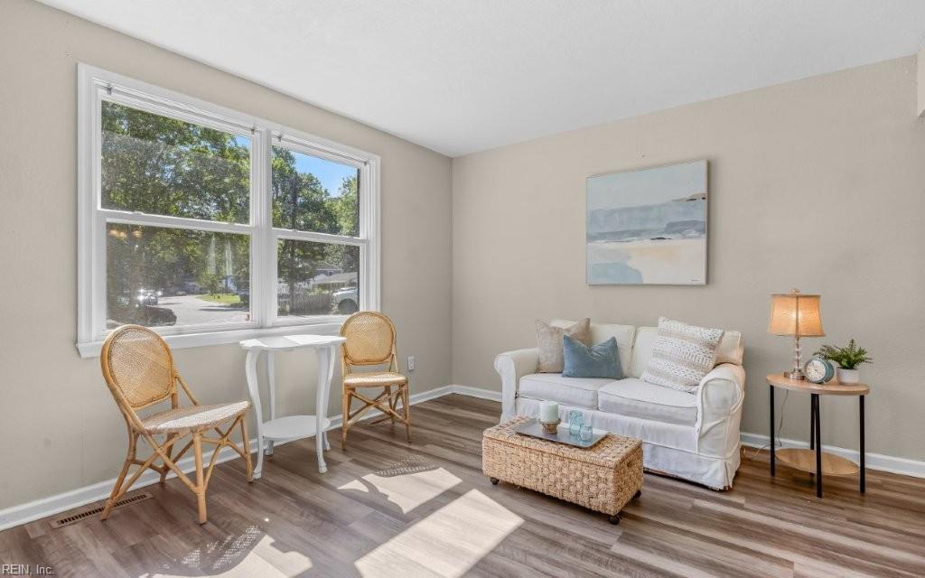 709 Fox Run RD
