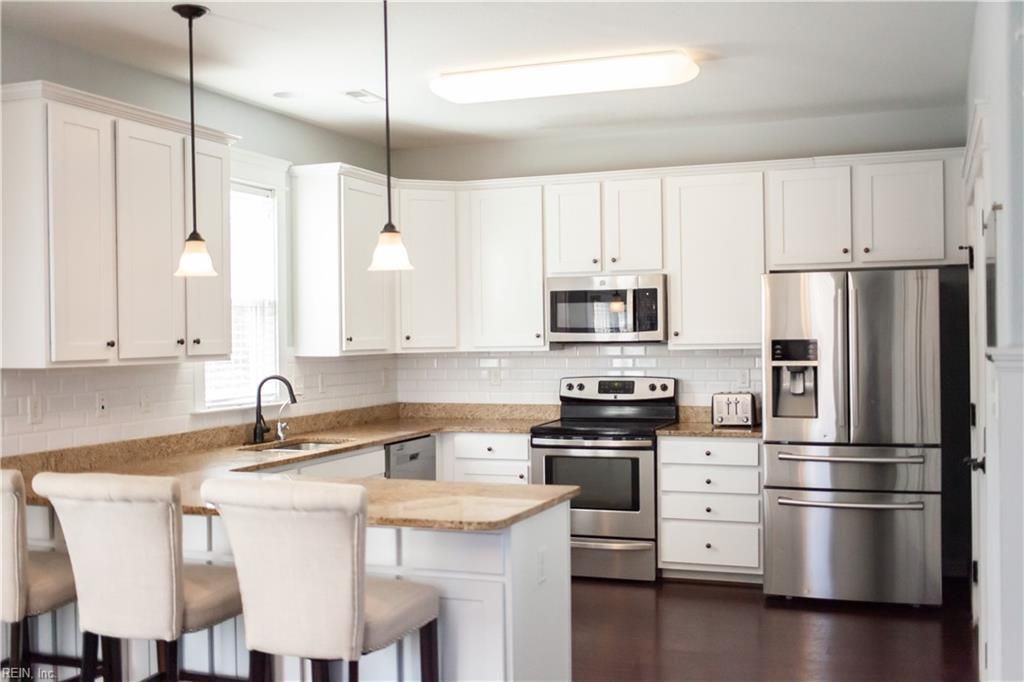 Photo of 9626 12th View Street, Norfolk, VA 23503 (MLS # 10627352)