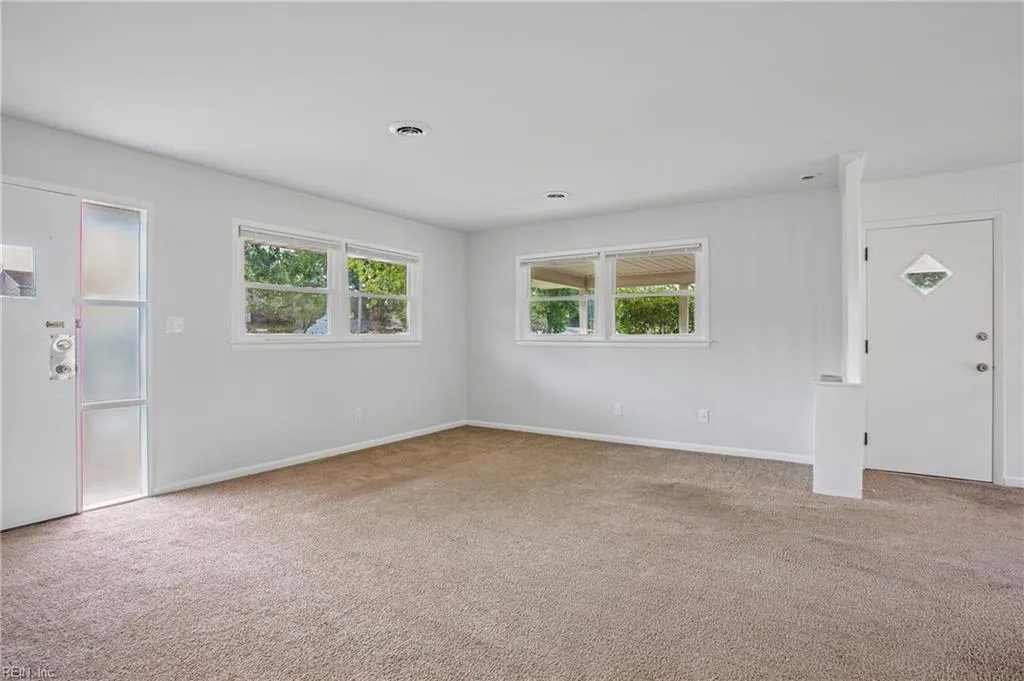 Newport News, Virginia 23602, United States, 3 Bedrooms Bedrooms, ,1 BathroomBathrooms,Residential,Active,238075