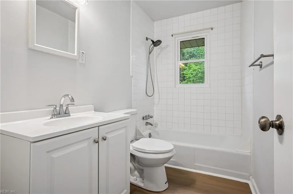 Newport News, Virginia 23602, United States, 3 Bedrooms Bedrooms, ,1 BathroomBathrooms,Residential,Active,238075