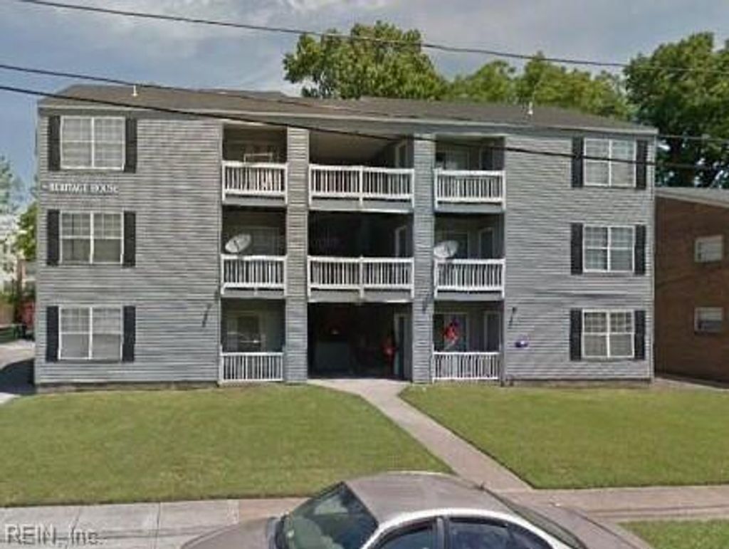 Photo of 1036 W 37th Street #D, Norfolk, VA 23508 (MLS # 10607773)