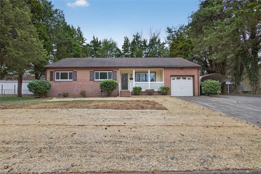 Photo of 3 Roosevelt Drive, Newport News, VA 23608 (MLS # 10614355)