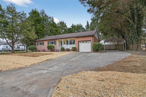 Photo of 3 Roosevelt Drive, Newport News, VA 23608 (MLS # 10614355)