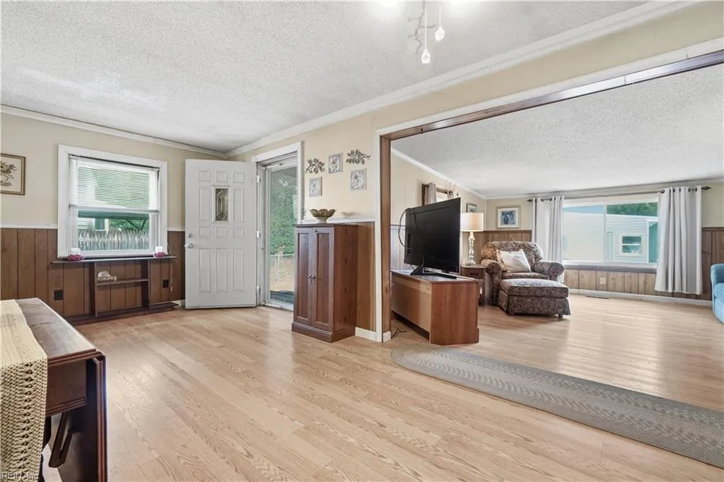 Chesapeake, Virginia 23325, United States, 3 Bedrooms Bedrooms, ,2 BathroomsBathrooms,Residential,Active,256300