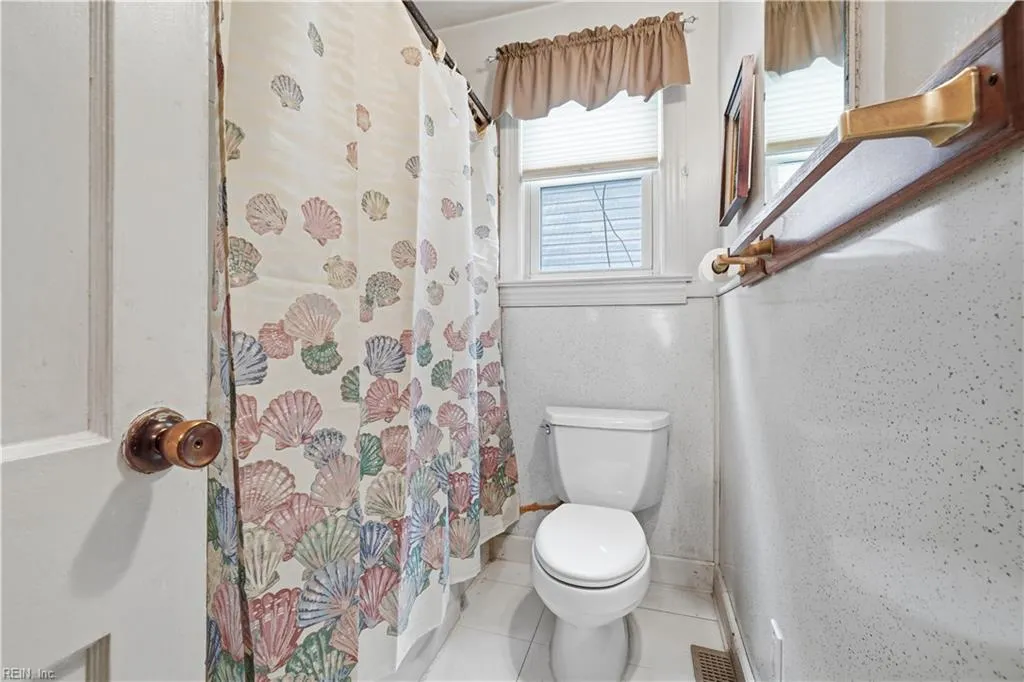 Chesapeake, Virginia 23325, United States, 3 Bedrooms Bedrooms, ,2 BathroomsBathrooms,Residential,Active,256300