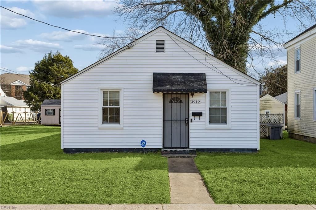 Photo of 3912 Victoria Boulevard, Hampton, VA 23669 (MLS # 10620921)