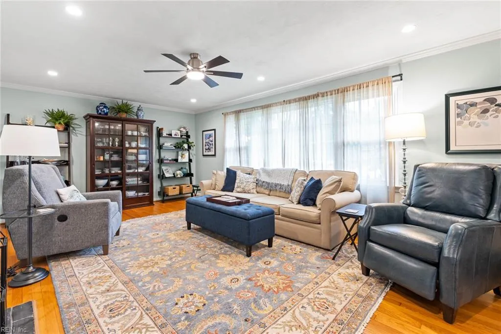 Virginia Beach, Virginia 23454, United States, 3 Bedrooms Bedrooms, ,2 BathroomsBathrooms,Residential,Active,147442