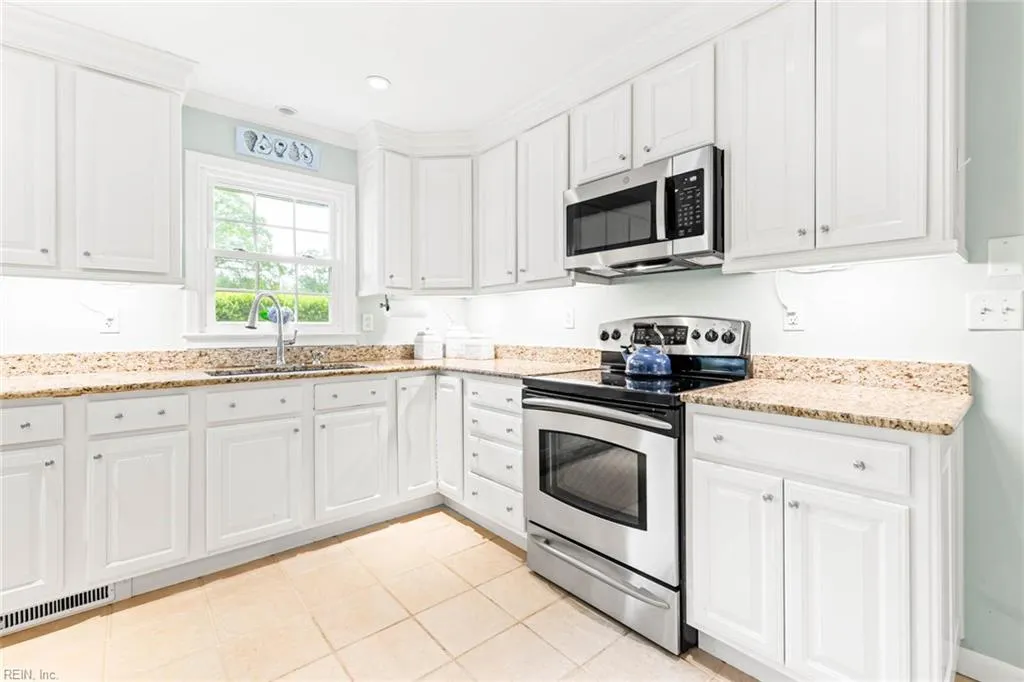 Virginia Beach, Virginia 23454, United States, 3 Bedrooms Bedrooms, ,2 BathroomsBathrooms,Residential,Active,147442