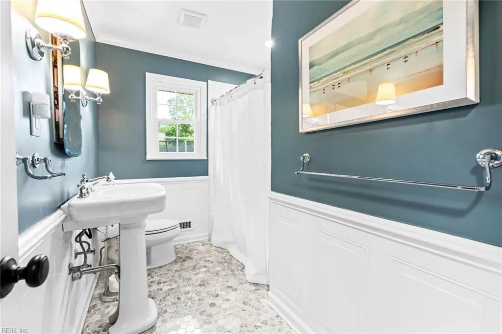 Virginia Beach, Virginia 23454, United States, 3 Bedrooms Bedrooms, ,2 BathroomsBathrooms,Residential,Active,147442