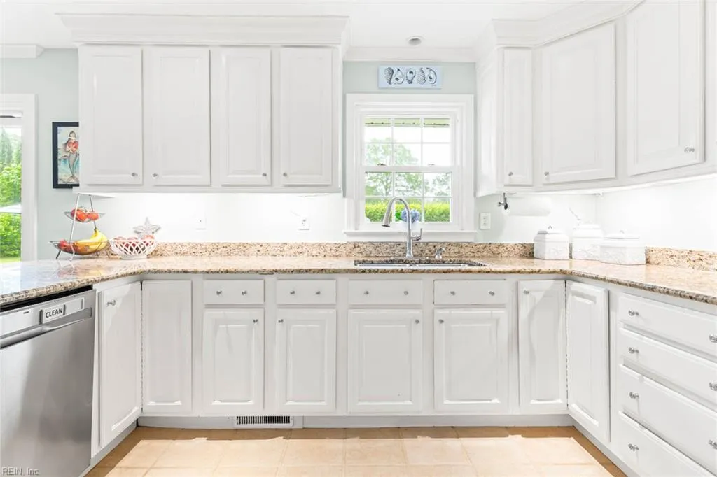 Virginia Beach, Virginia 23454, United States, 3 Bedrooms Bedrooms, ,2 BathroomsBathrooms,Residential,Active,147442