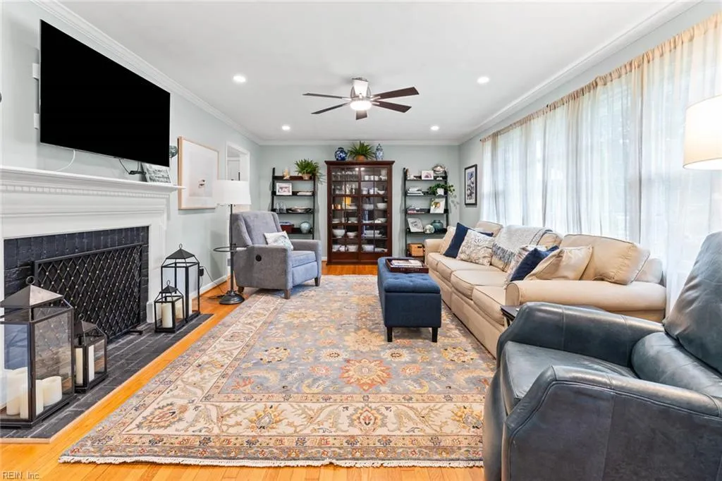 Virginia Beach, Virginia 23454, United States, 3 Bedrooms Bedrooms, ,2 BathroomsBathrooms,Residential,Active,147442